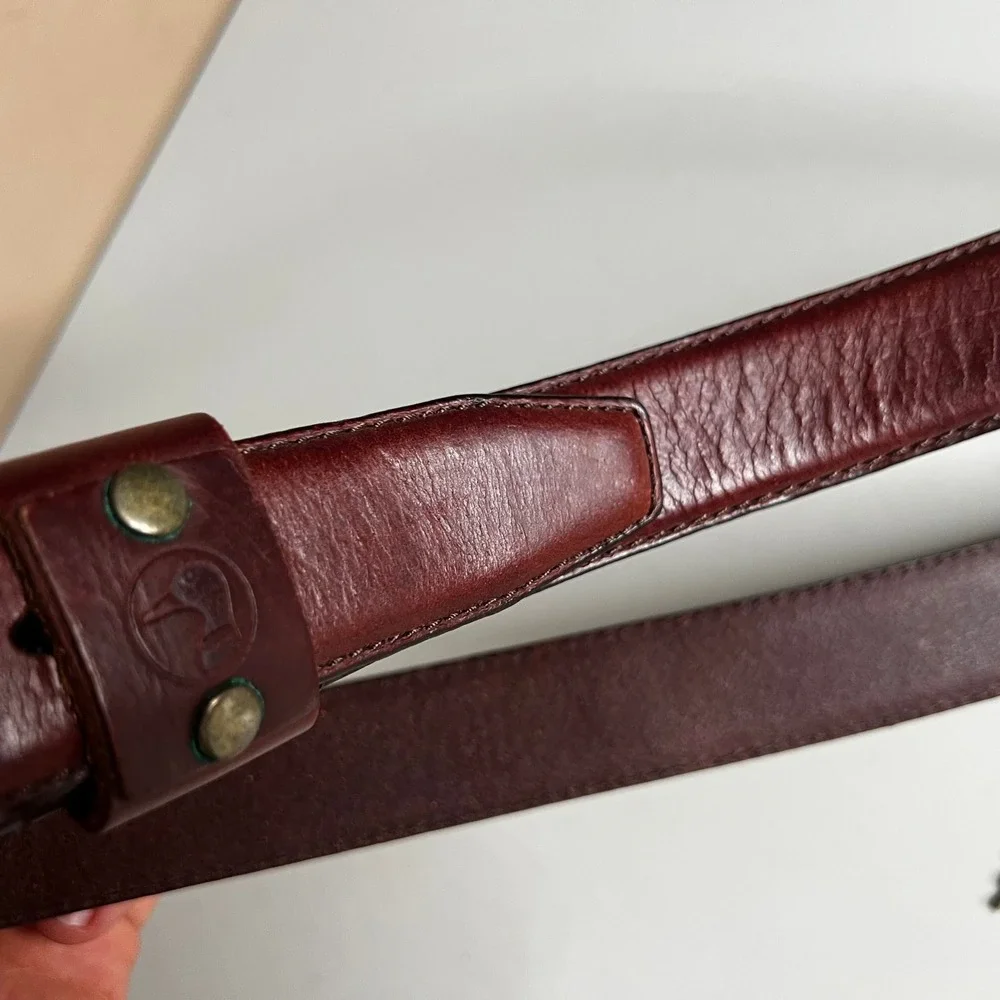 Duck Head Mens Burgundy Leather Belt 40/100 Brass Buckle Logo 01-1812